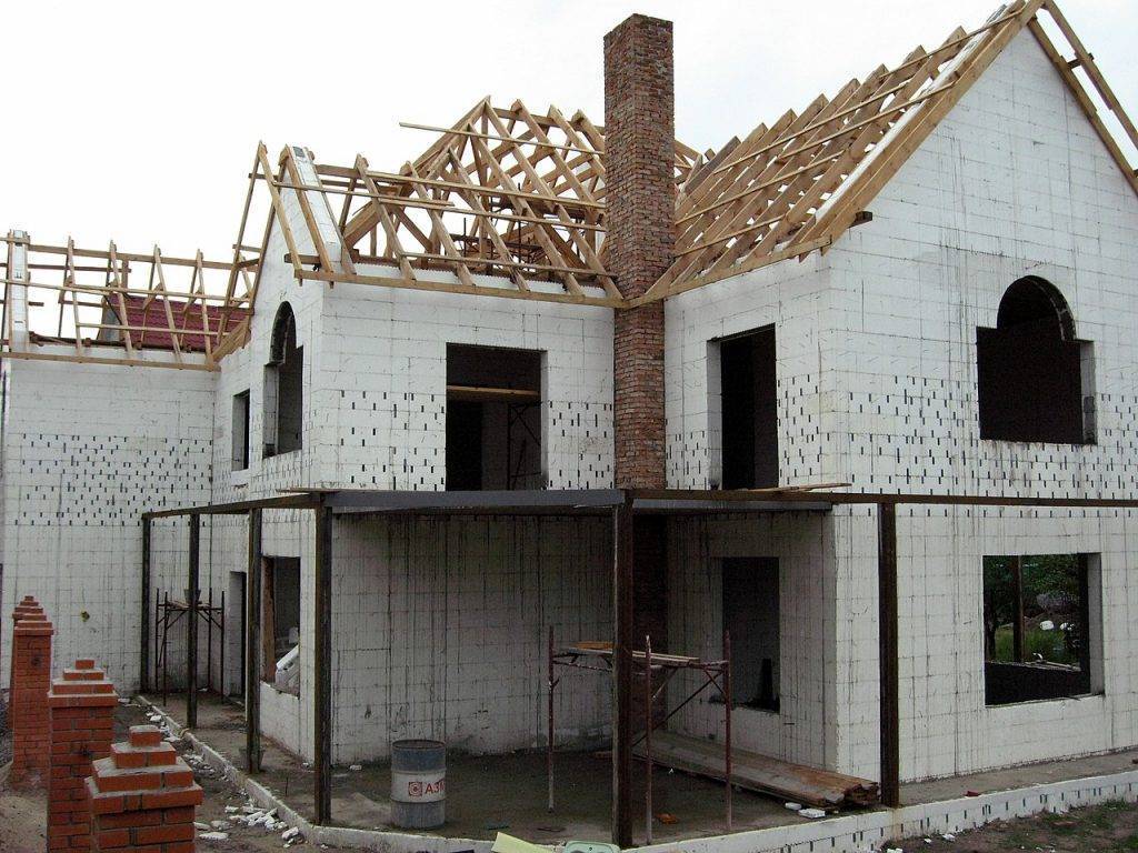 Как строятся монолитные дома методом несъемной опалубки? на сайте недвио