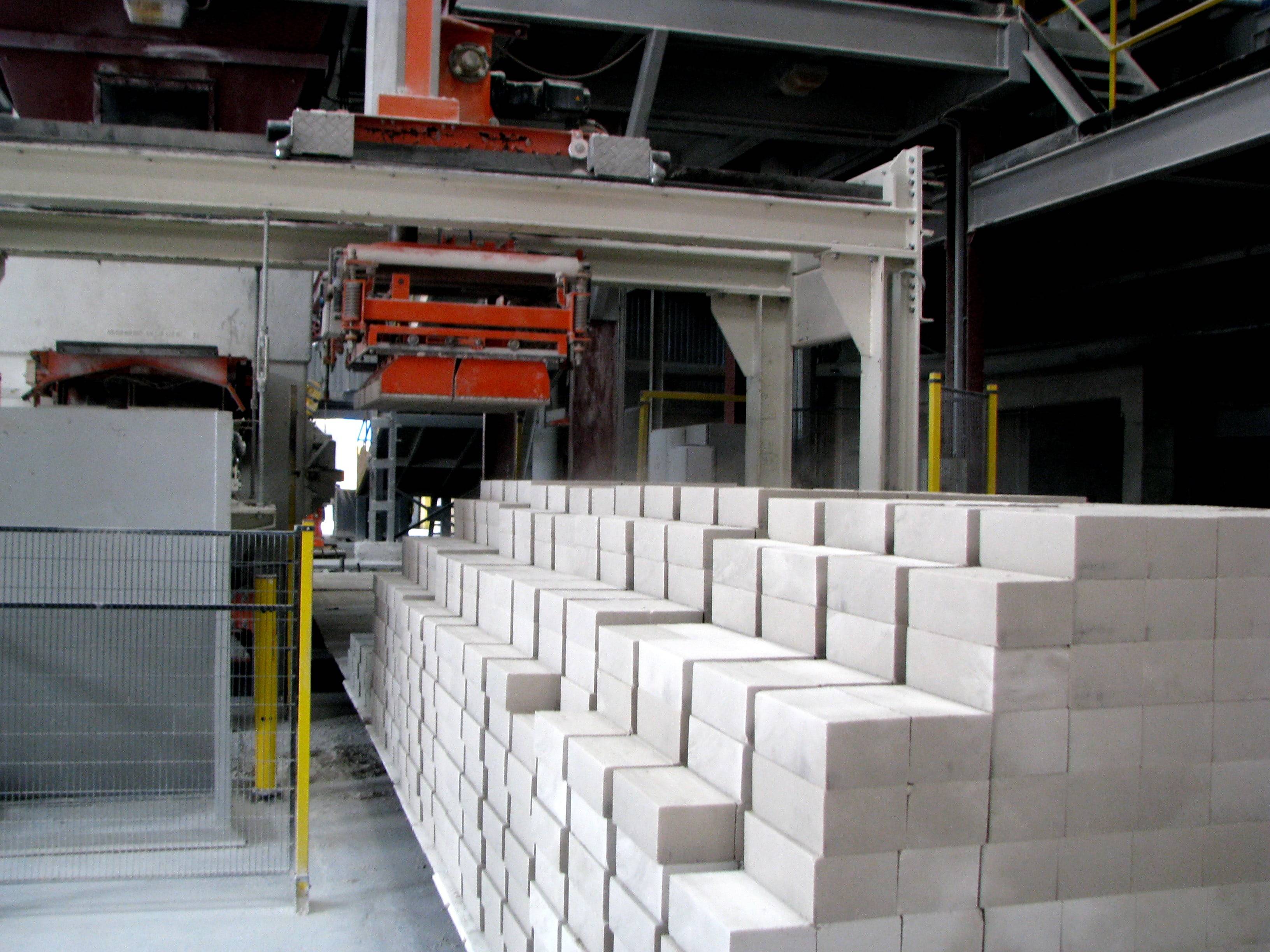 Завод по производству блоков