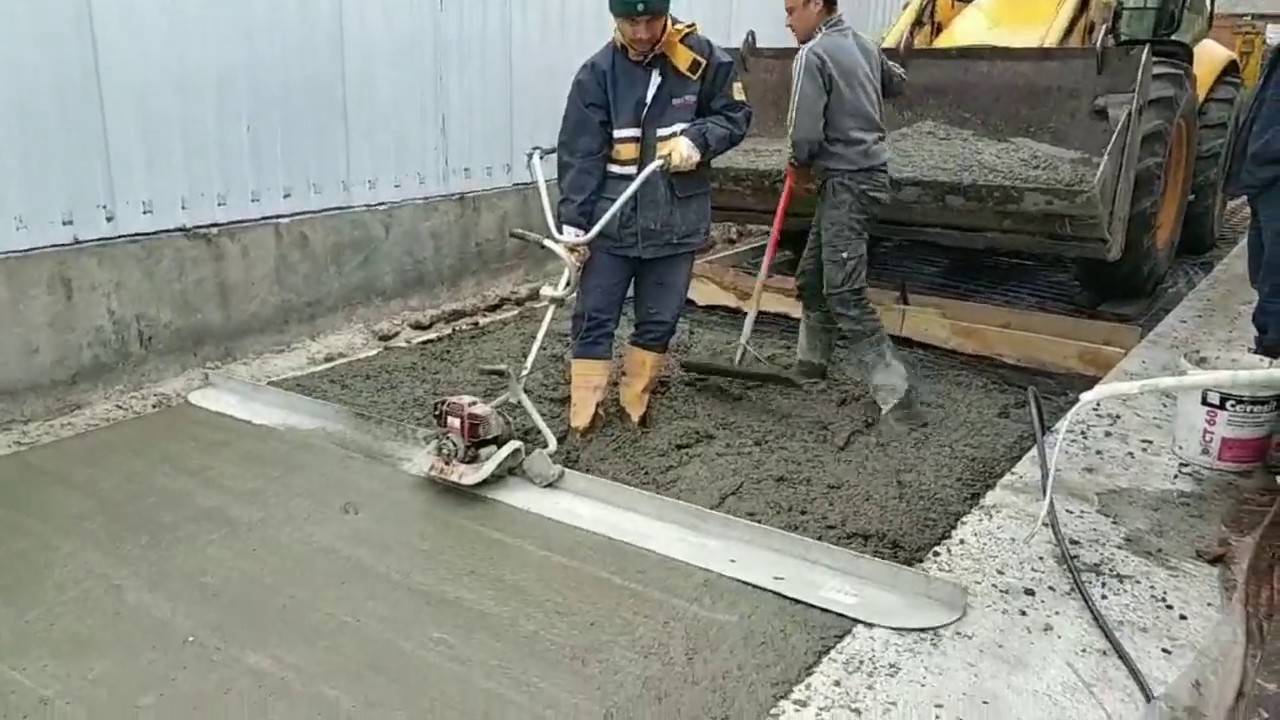 Как правильно залить площадку бетоном под машину