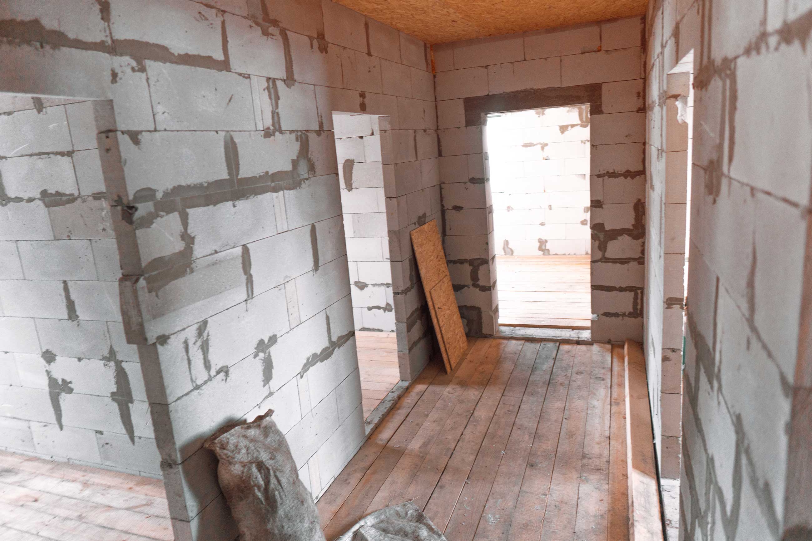 Внутренняя отделка дома из пеноблоков своими руками (фото и видео)