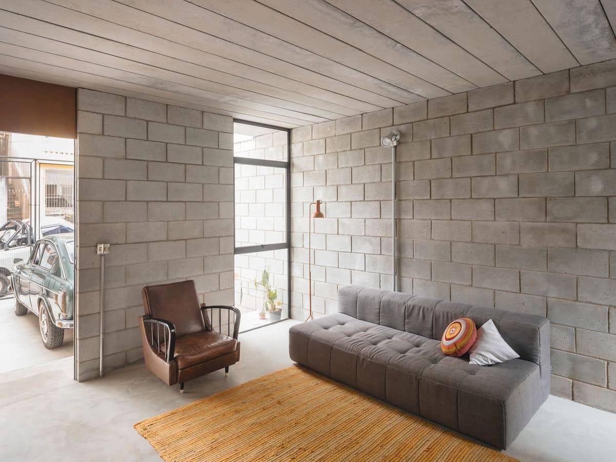 Использование бетонных стен в интерьере жилых помещений