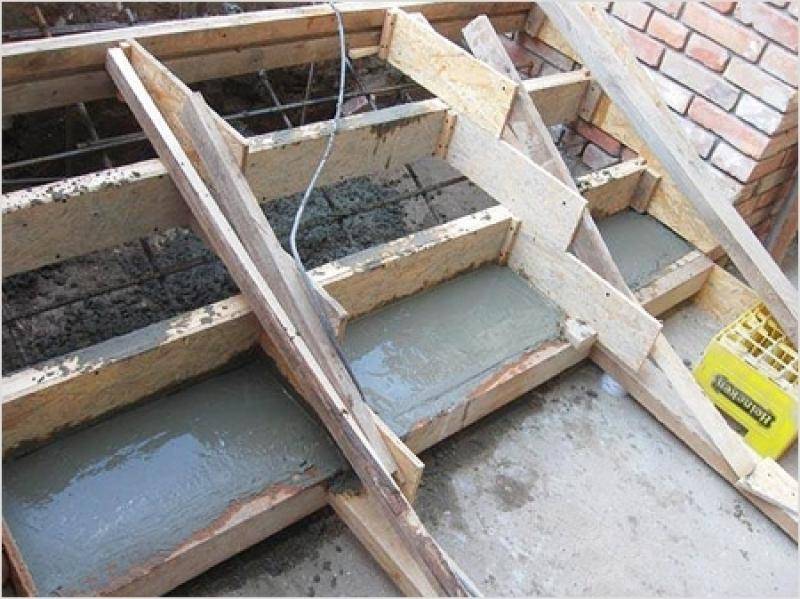 Крыльцо из бетона своими руками: поэтапная инструкция