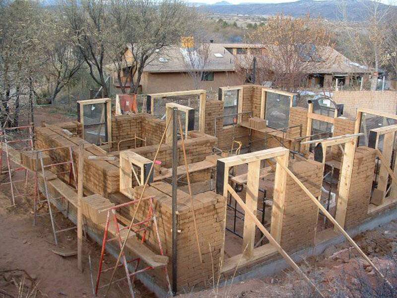 5 причин строить саманный дом своими руками. фото
