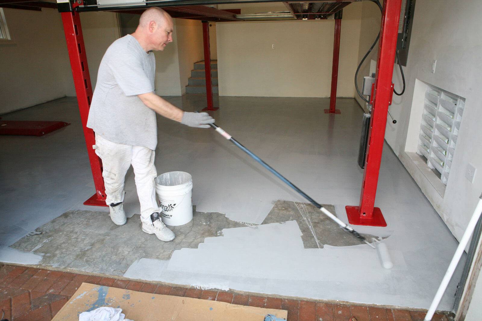 Обеспыливание бетонного пола (бетона) своими руками