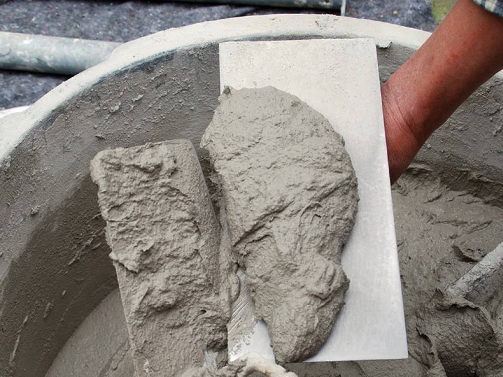 Как правильно разводить цемент?