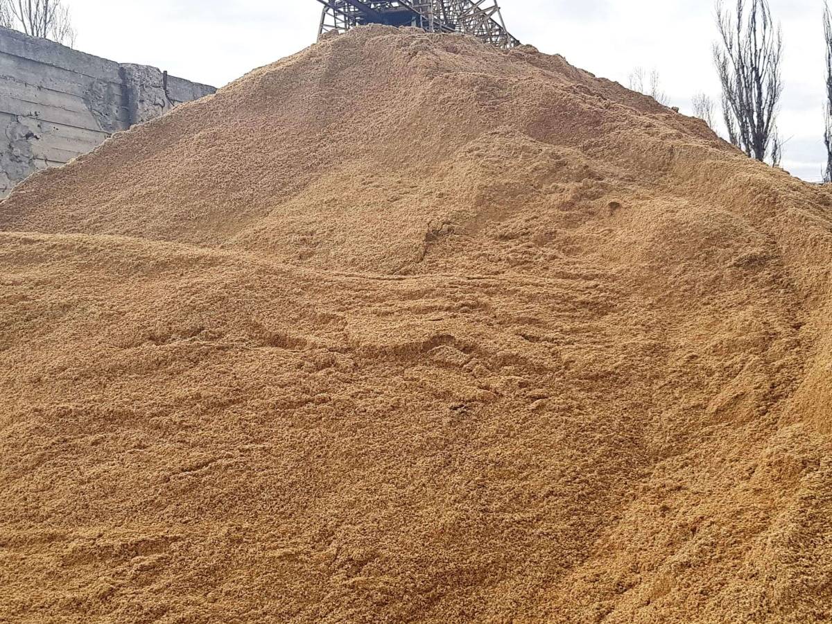 Мелкозернистый песок: характеристика и применение карьерного песка в строительстве