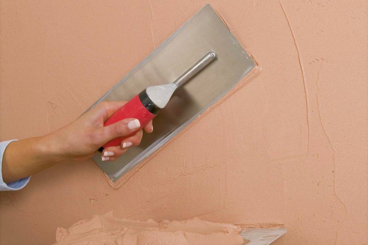 Пошаговая подготовка стен под декоративную штукатурку | онлайн-журнал о ремонте и дизайне