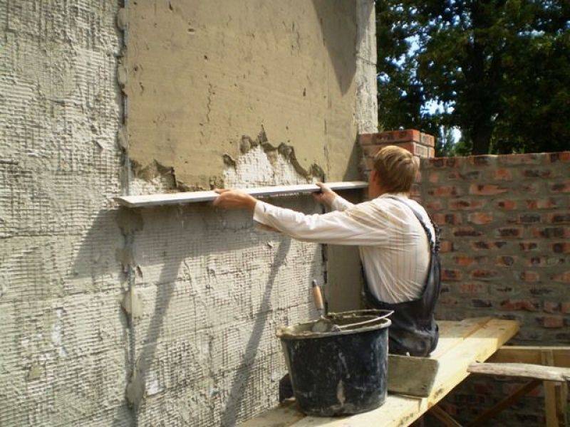 Технология оштукатуривания стен из полистиролбетонных блоков