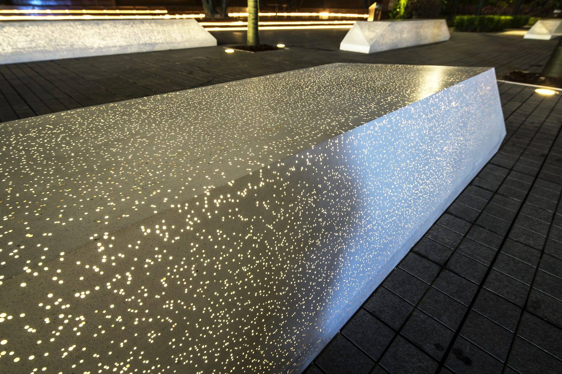 Прозрачный бетон: что это такое и как на нём заработать