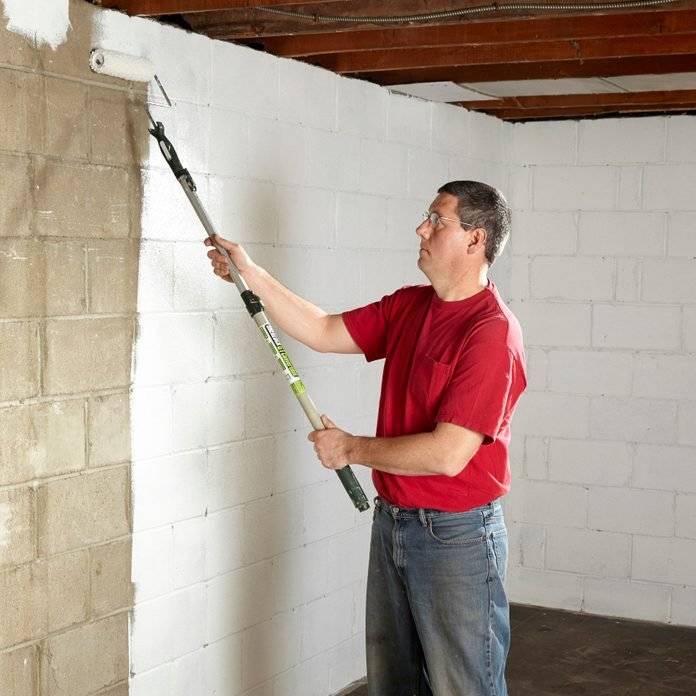 Как оштукатурить бетонные стены своими руками в квартире: чем лучше штукатурить, нужно ли гипсом и как правильно выравнивать по технологии