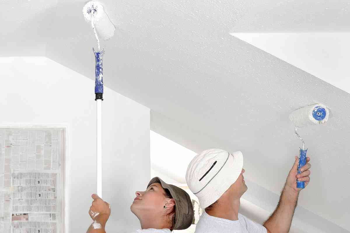 Как грунтовать потолок своими руками, сколько сохнет поверхность, фото +видео инструкции