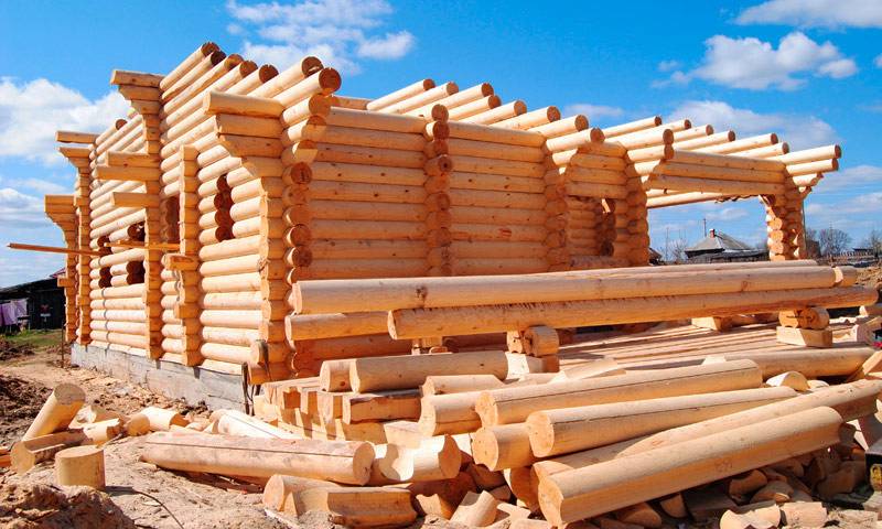 Построить дом из бревна: пошаговая инструкция