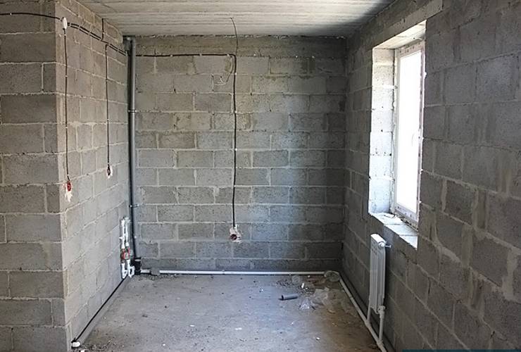 Как штукатурить блоки газосиликатные внутри и снаружи, гипсовые, газобетонные, пазогребневые, керамзитобетонные: как правильно это делать для стен дома?
