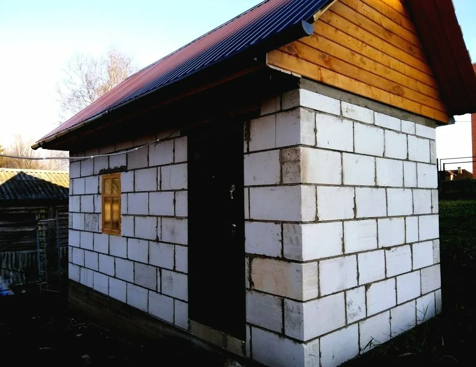 Баня из пеноблоков: плюсы и минусы, поэтапное строительство от фундамента до крыши