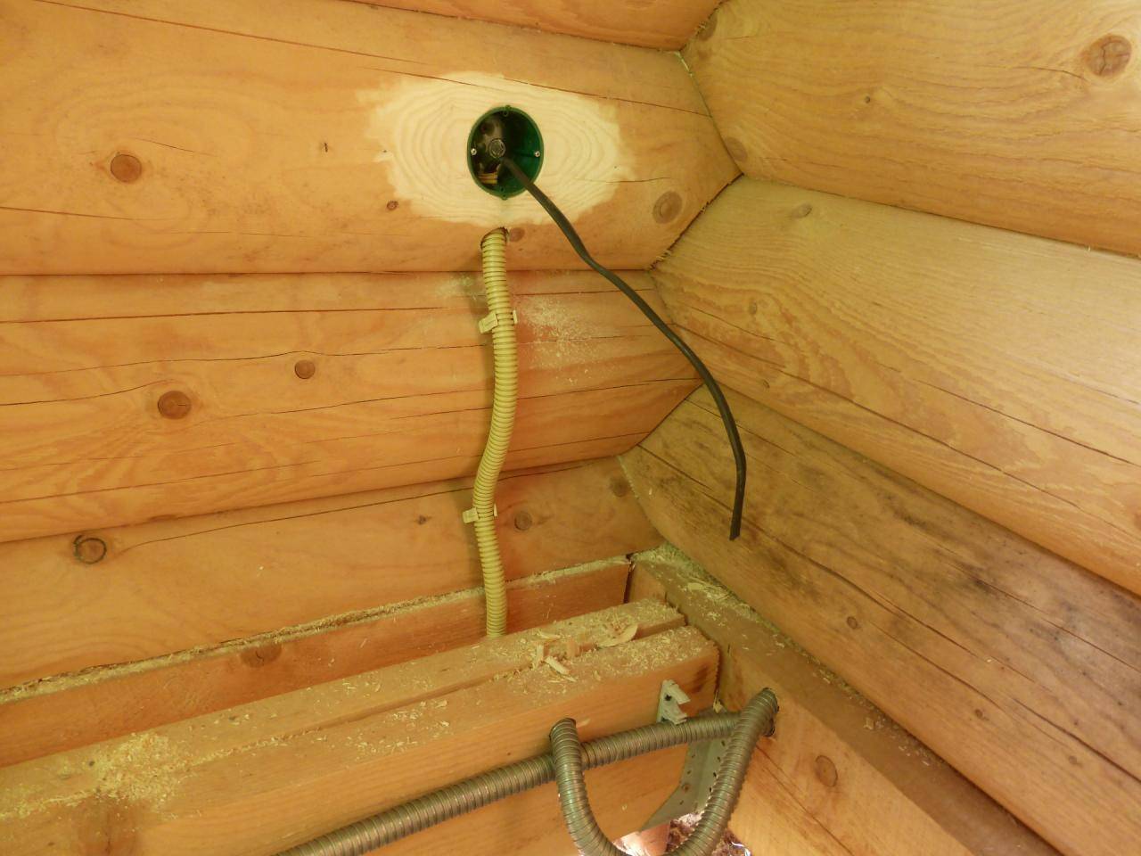 Скрытая проводка в деревянном доме своими руками, пошаговая инструкция